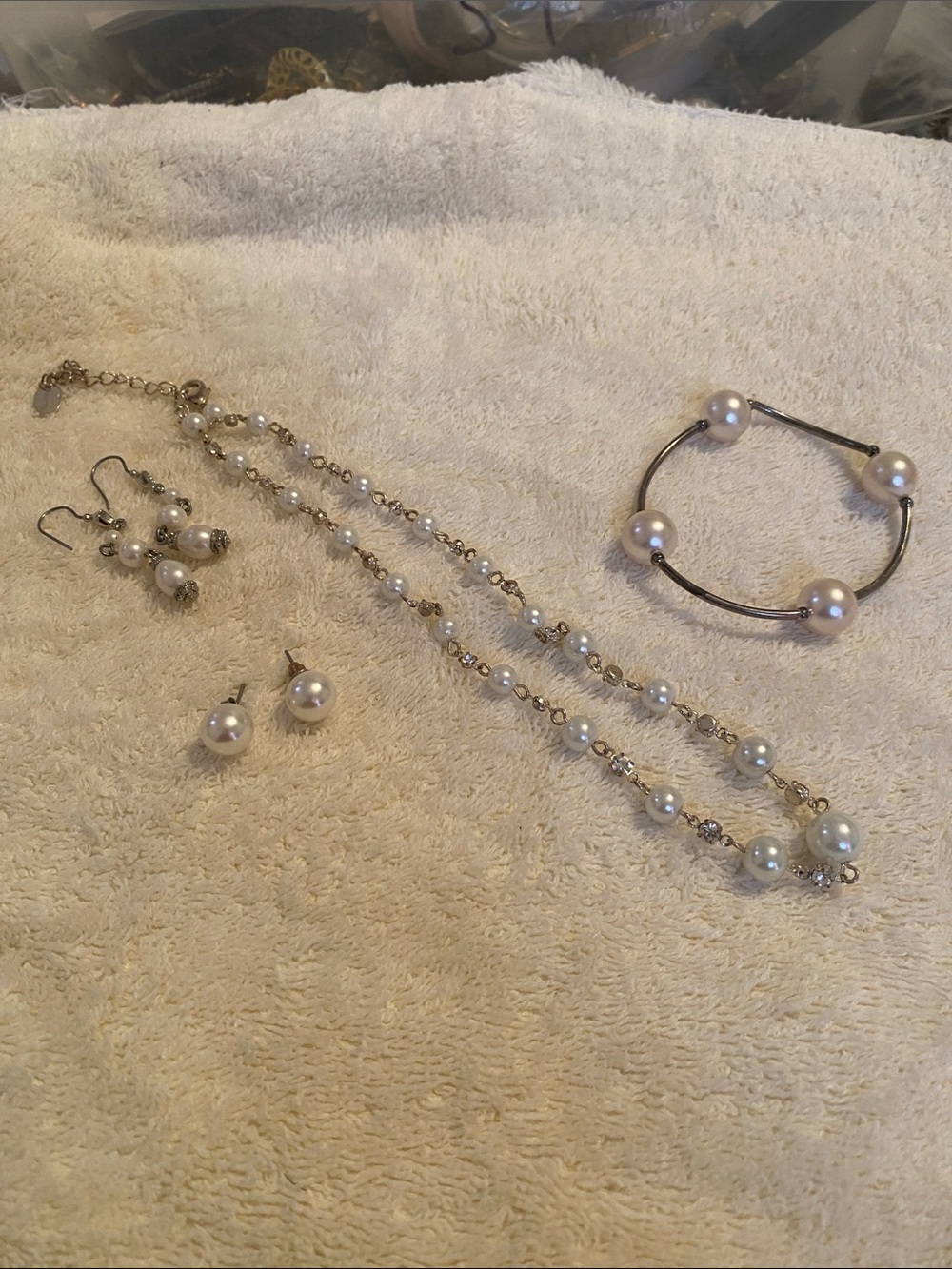 Pearl-Accent silver Tone Necklace, Bracelet & Earring Set